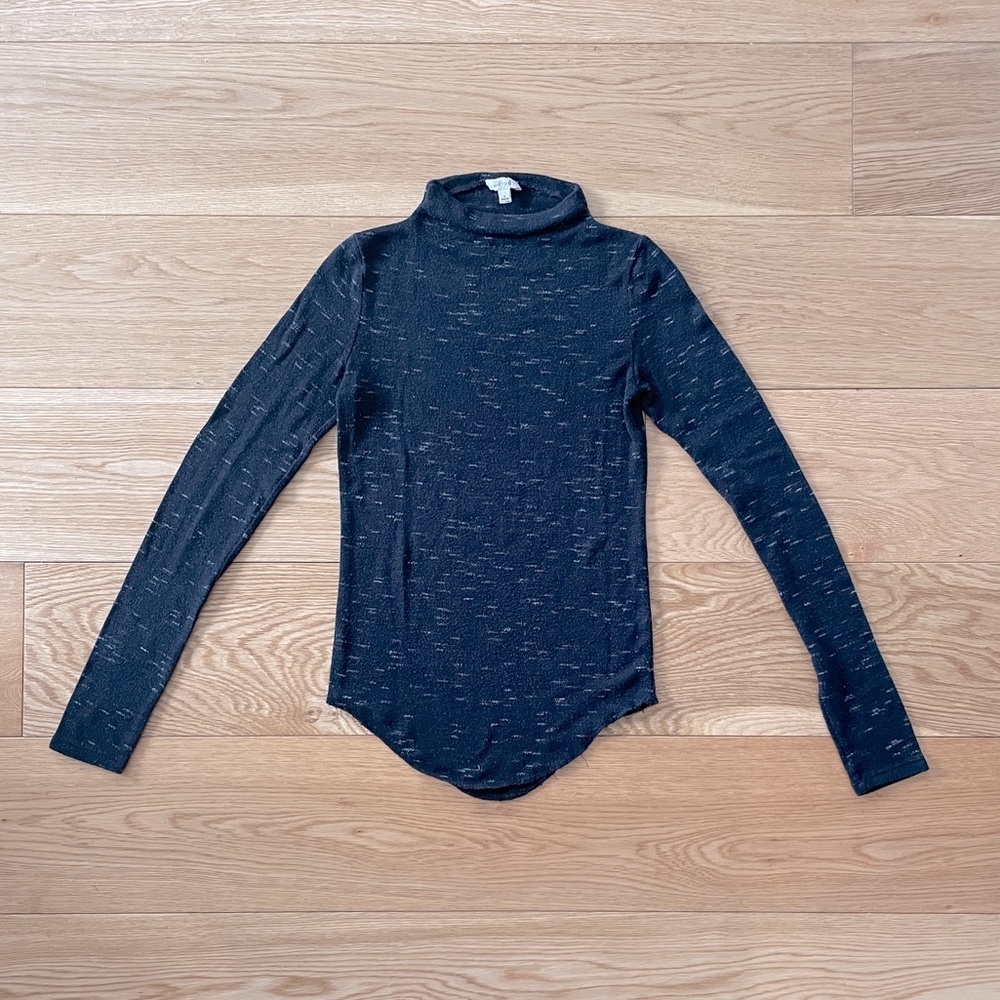 Wilfred lightweight mock neck sweater